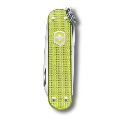 Victorinox 0.6221.241G Lime Twist Classic Alox Çakı - VİCTORİNOX (1)